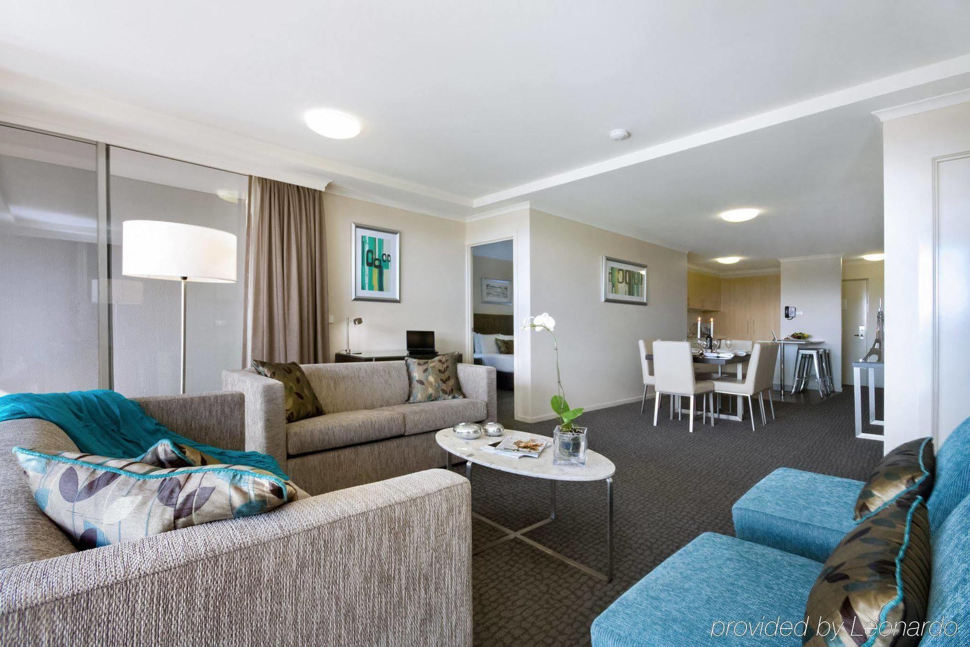 Pacific Suites Канберра Экстерьер фото