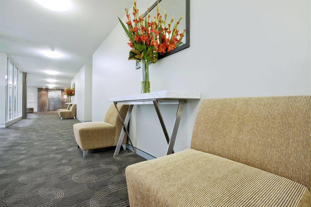 Pacific Suites Канберра Экстерьер фото