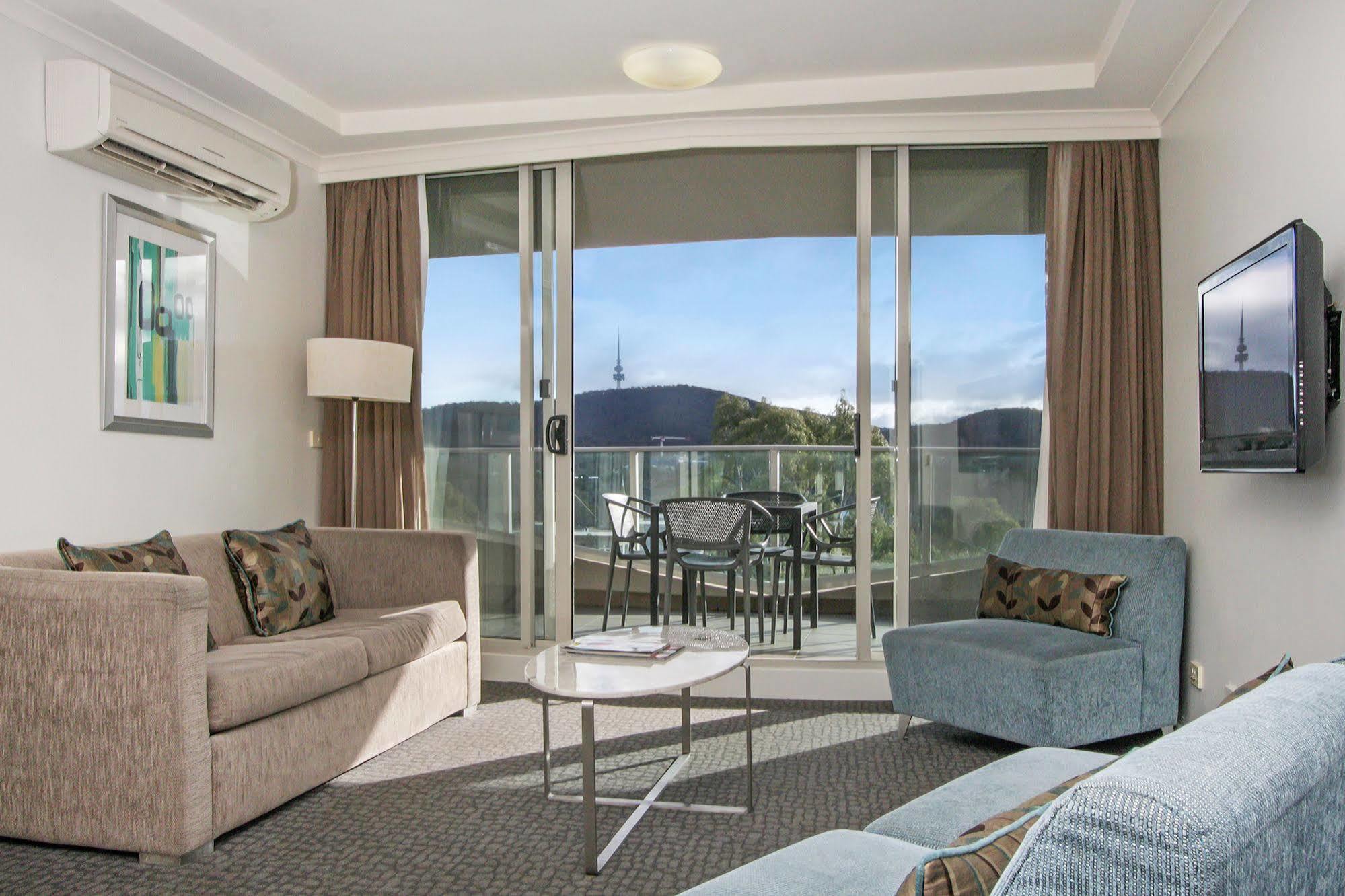 Pacific Suites Канберра Экстерьер фото
