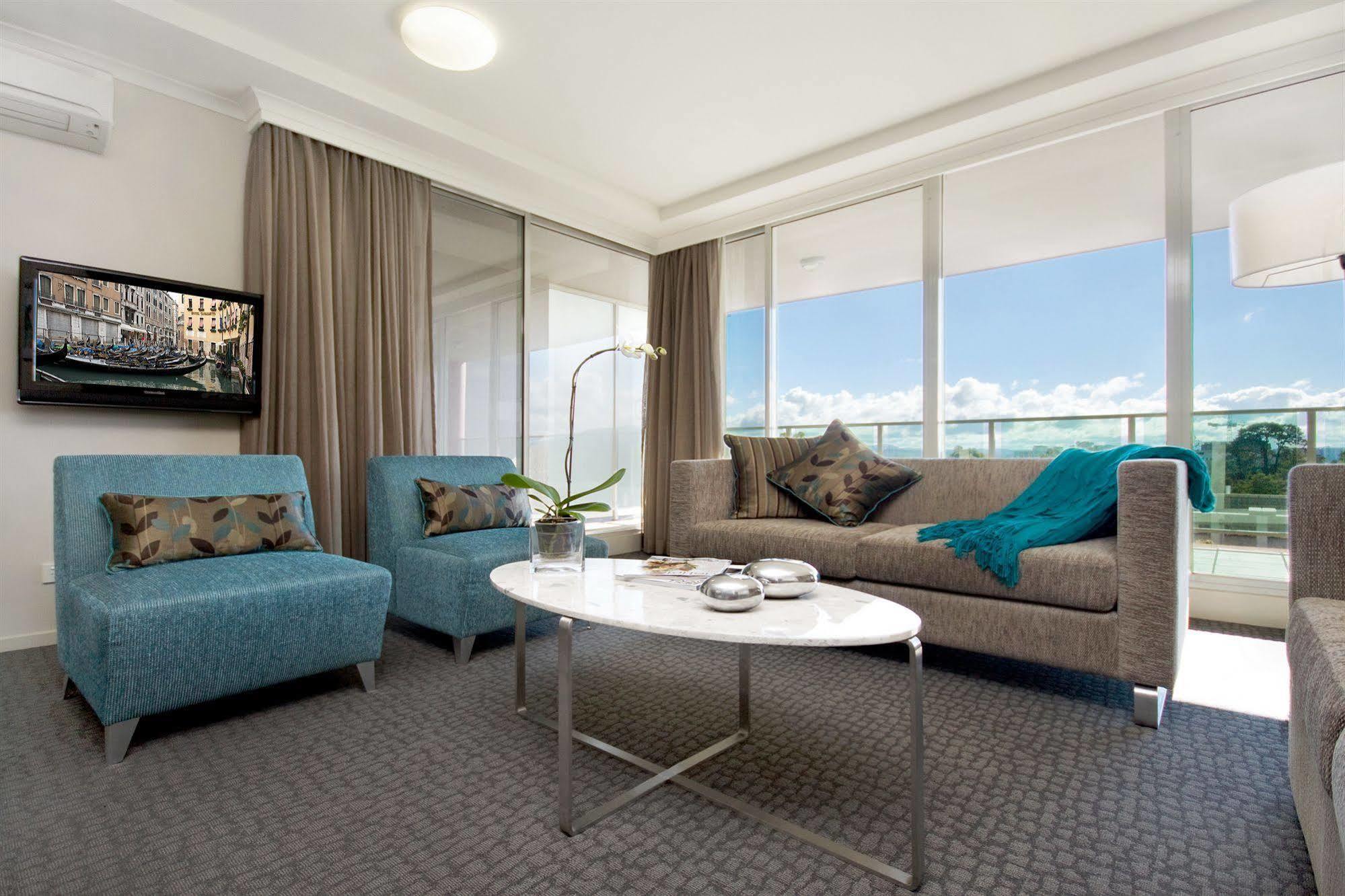 Pacific Suites Канберра Экстерьер фото