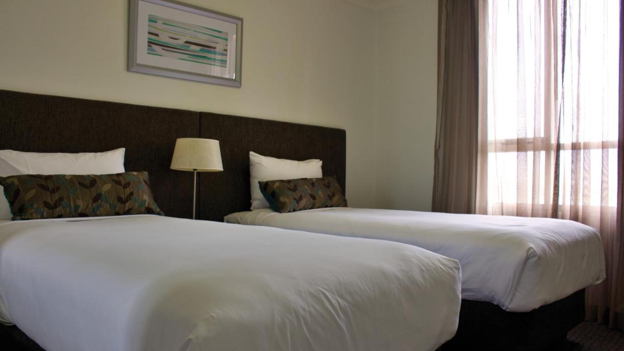 Pacific Suites Канберра Экстерьер фото